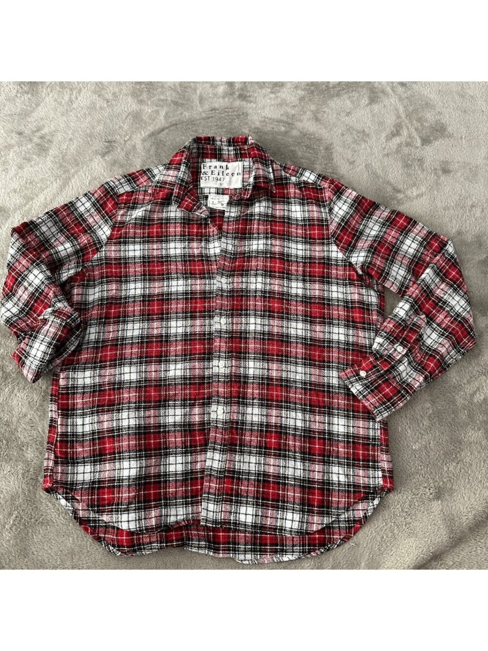 Frank & Eileen The Eileen Shirt Plaid Red Women's SMALL Button Up Long Sleeve